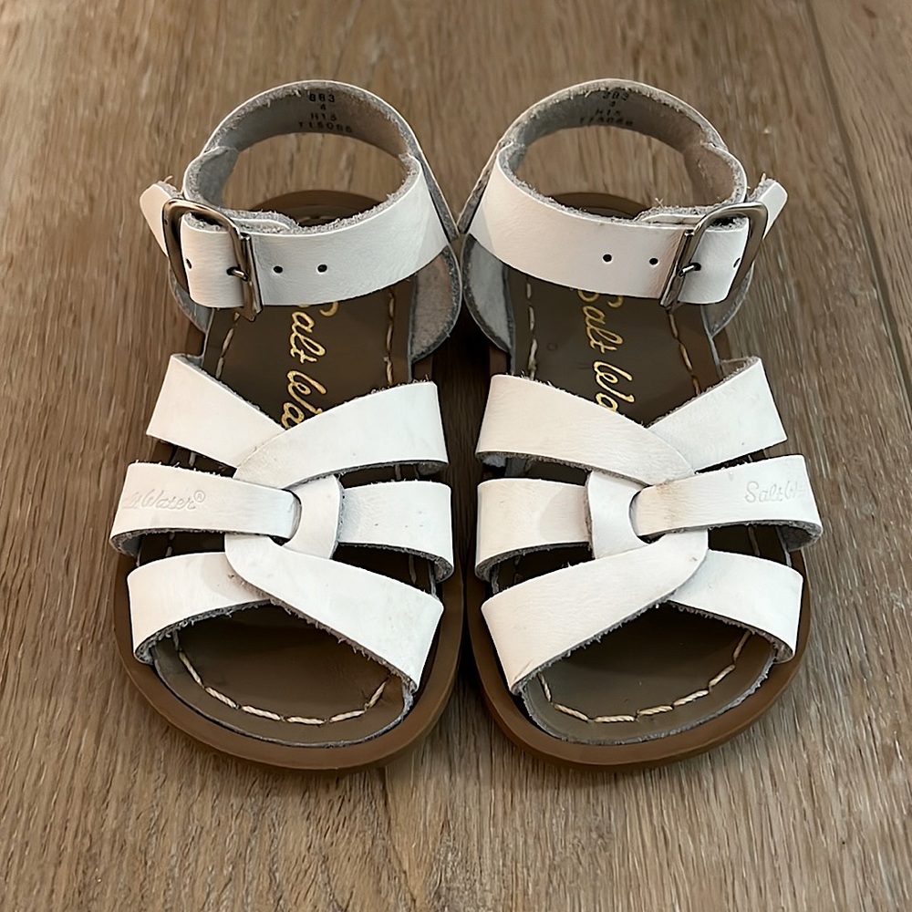 Salt Water sandals by Hoy toddler size 4